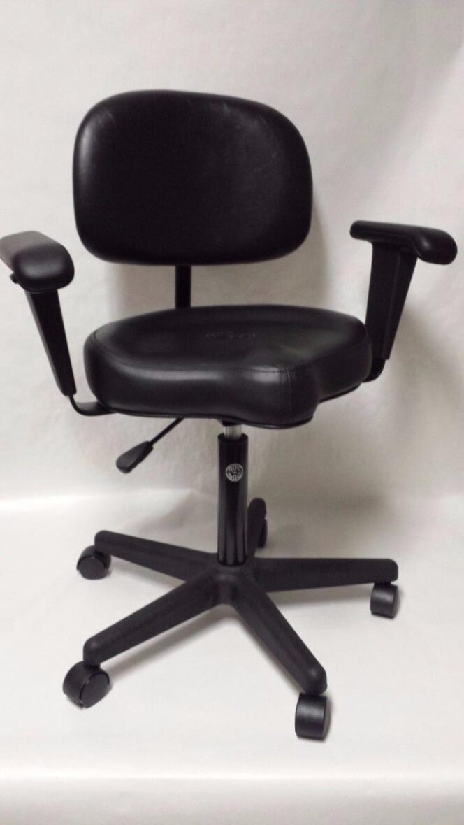 Roc-N-Soc Lunar Series Original Style "Vinyl Top" W/Arms W/Casters W/Back Throne