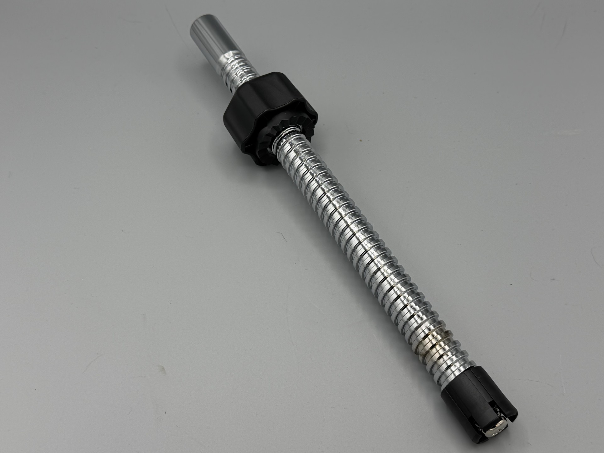 Tama Throne Upper Threaded Rod w/Round Nut HT7302