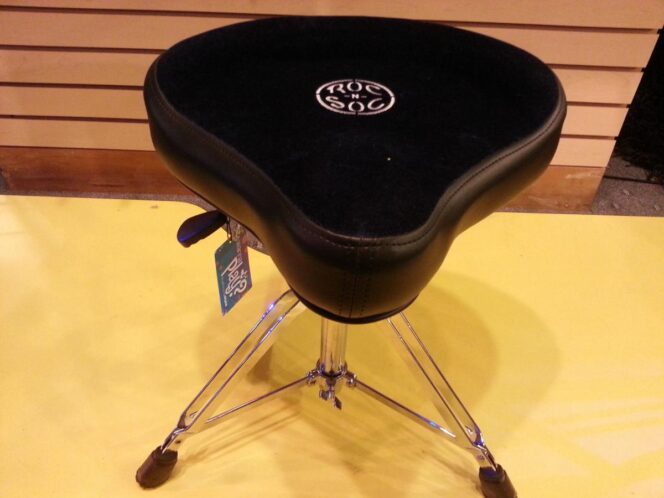 Roc-N-Soc Nitro Throne "Hugger Style" Black